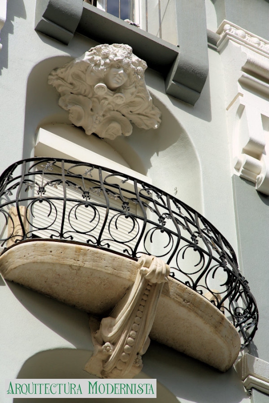 (Foto: https://isartnouveau.blogspot.com, 2023)