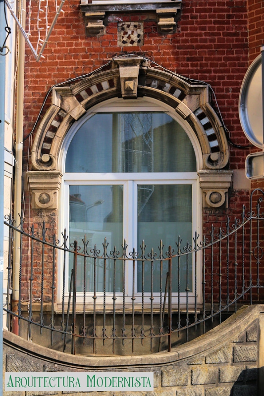 (Foto: https://isartnouveau.blogspot.com, 2022)