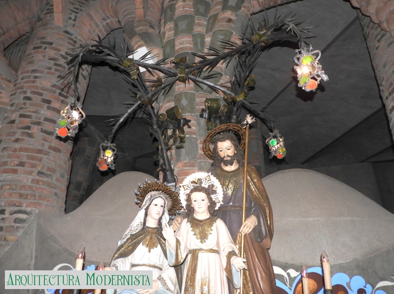 Altar de la Sagrada Família -Cripta Colònia Güell-