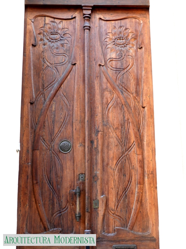 Casa Andrés Parés - porta