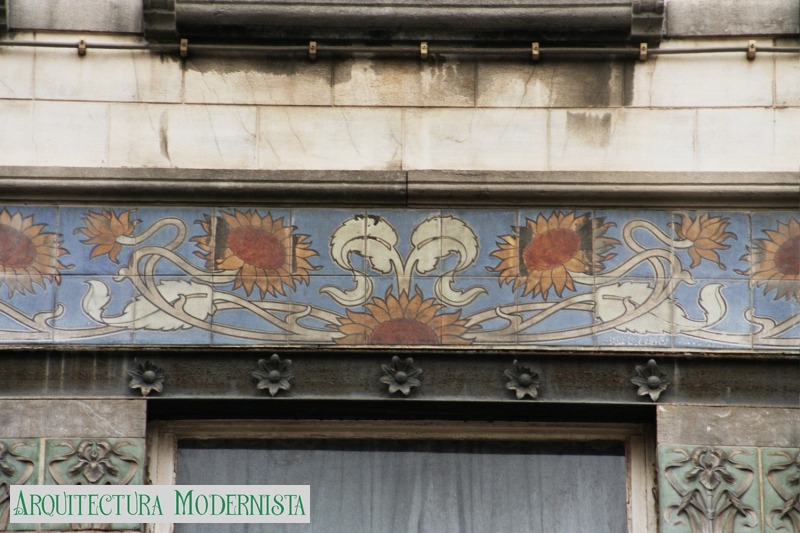 (Foto: © SPRB-DMS; https://monument.heritage.brussels/fr/Ixelles/Rue_Gaenaeral_Patton/7/16939, 2006)