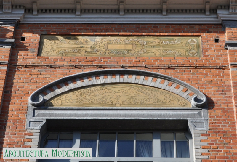 (Foto: © SPRB-DMS; https://monument.heritage.brussels/fr/Schaerbeek/Avenue_Eugene_Plasky/78/20818, 2011)