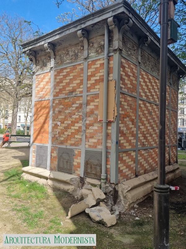 Place Nation -París- (Foto: @TRanguiLeDantec, 2026) Place Nation -París-