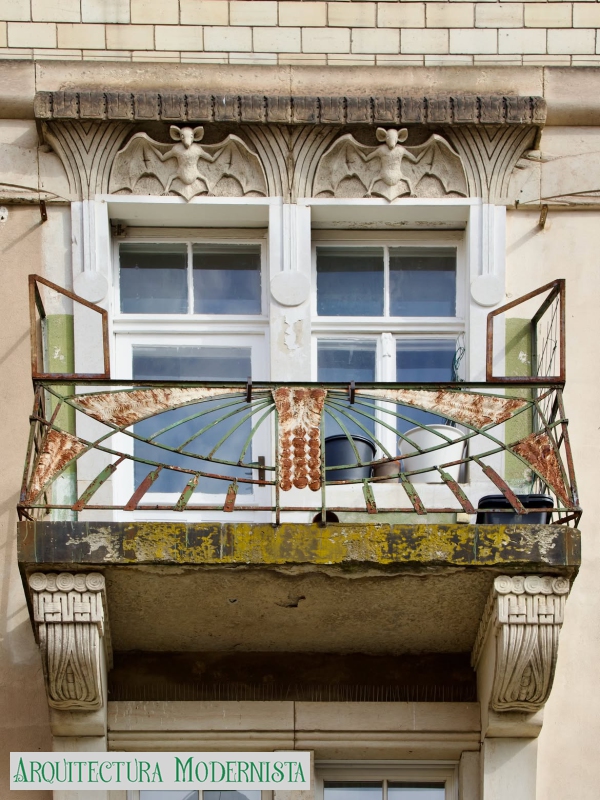 (Foto: artnouveau.berlin / Instagram, 2026)