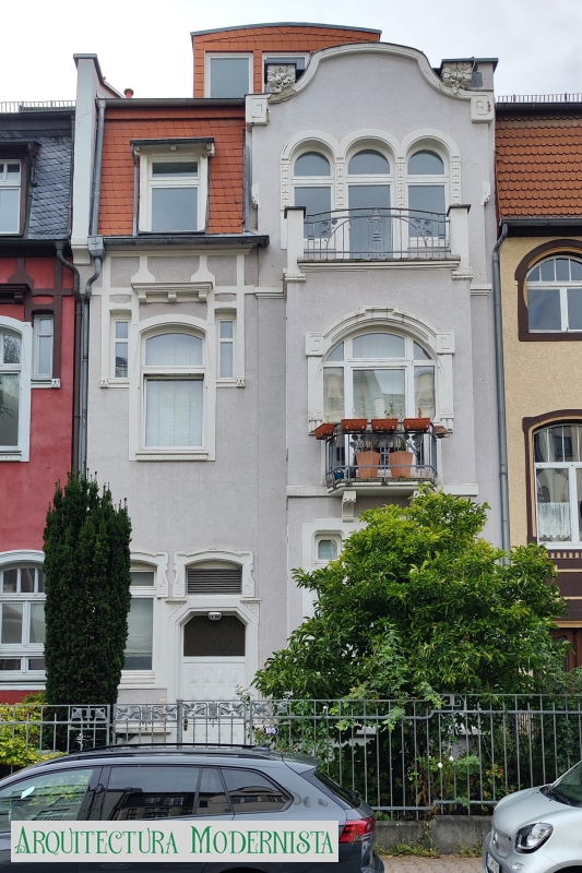 Leerbach 105 -Frankfurt-